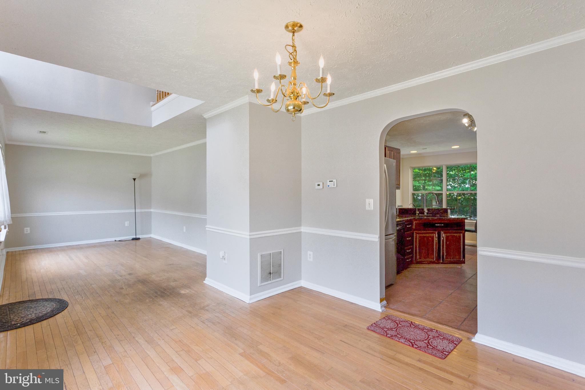 OXFORD OAKS - Residential