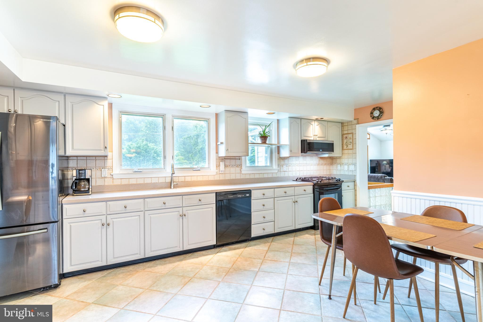 KINGS COUNTRY - Residential