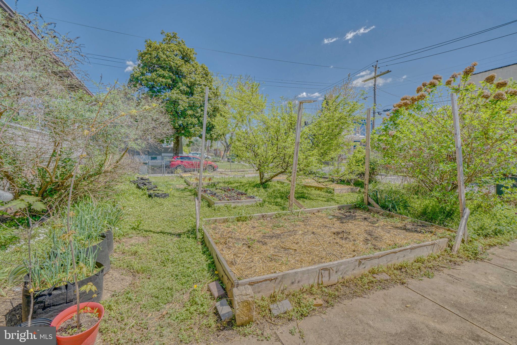 LAURAVILLE HISTORIC DISTRICT - Residential