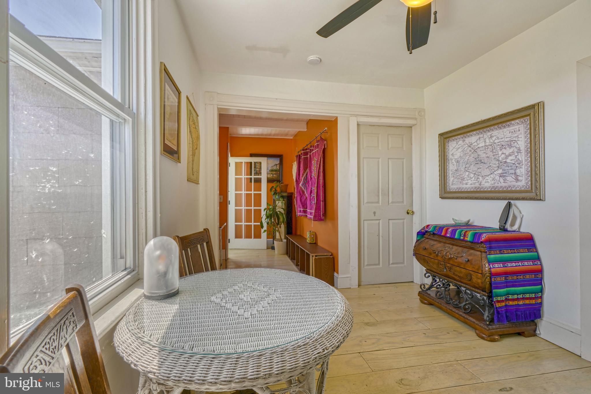 LAURAVILLE HISTORIC DISTRICT - Residential