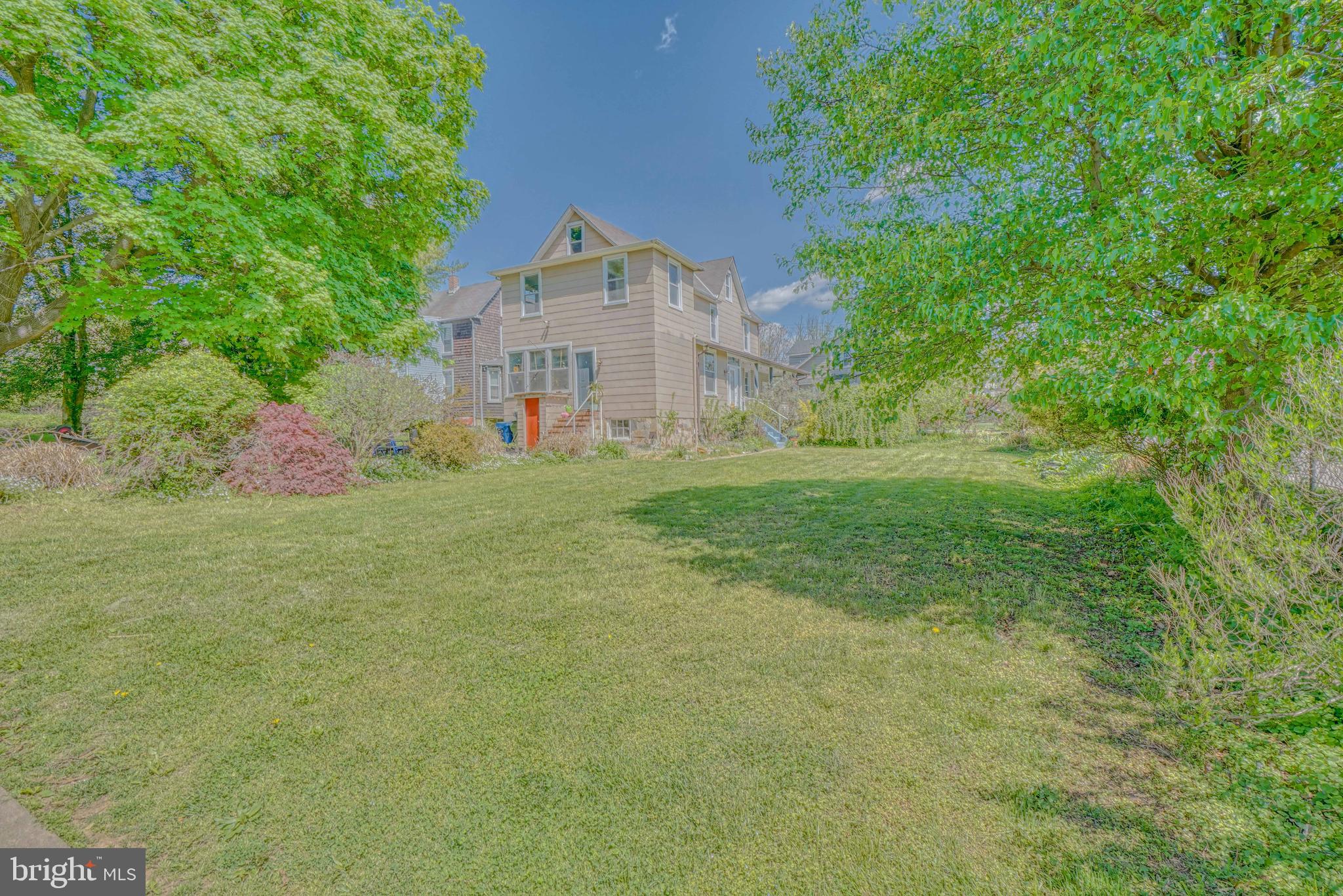 LAURAVILLE HISTORIC DISTRICT - Residential