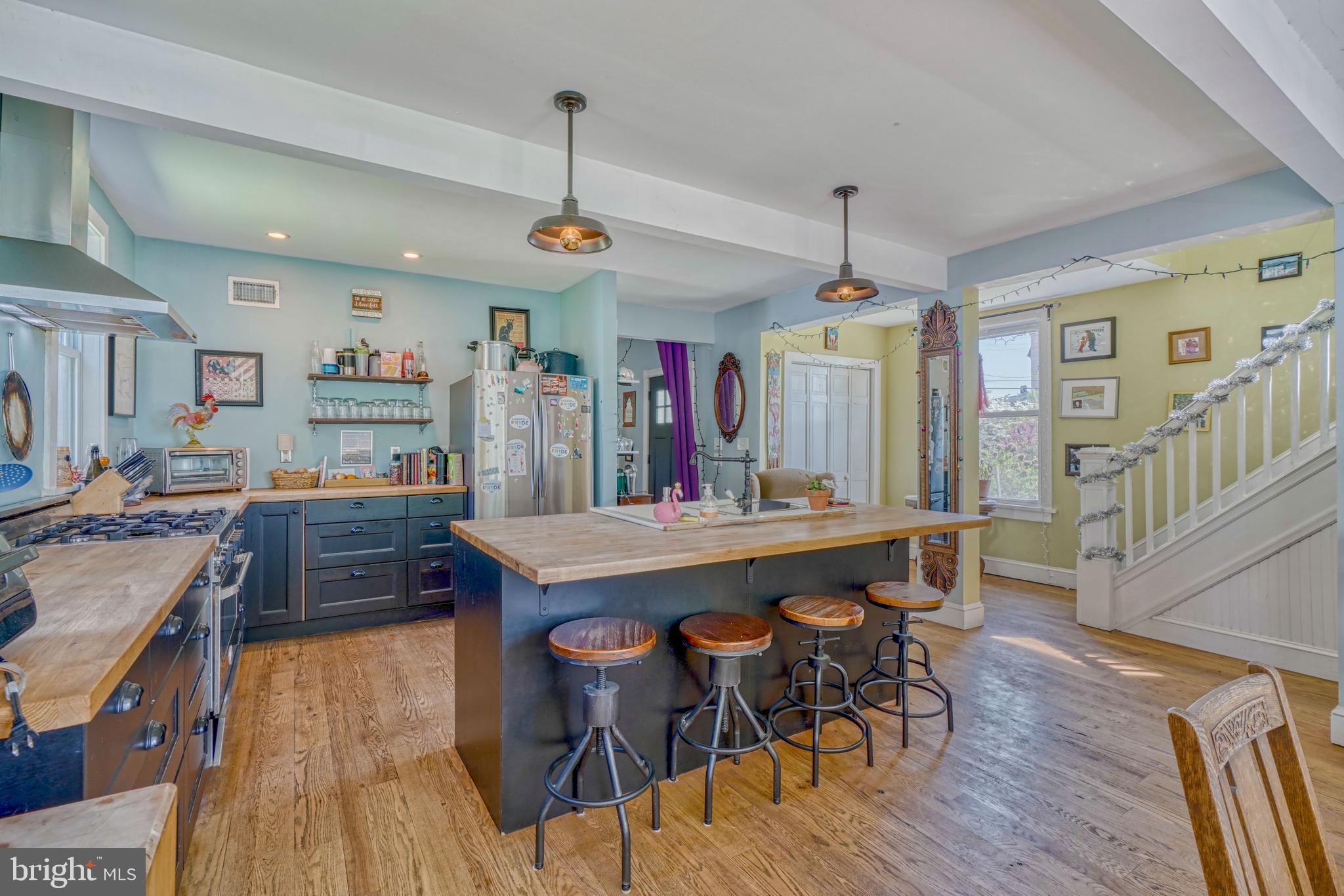 LAURAVILLE HISTORIC DISTRICT - Residential