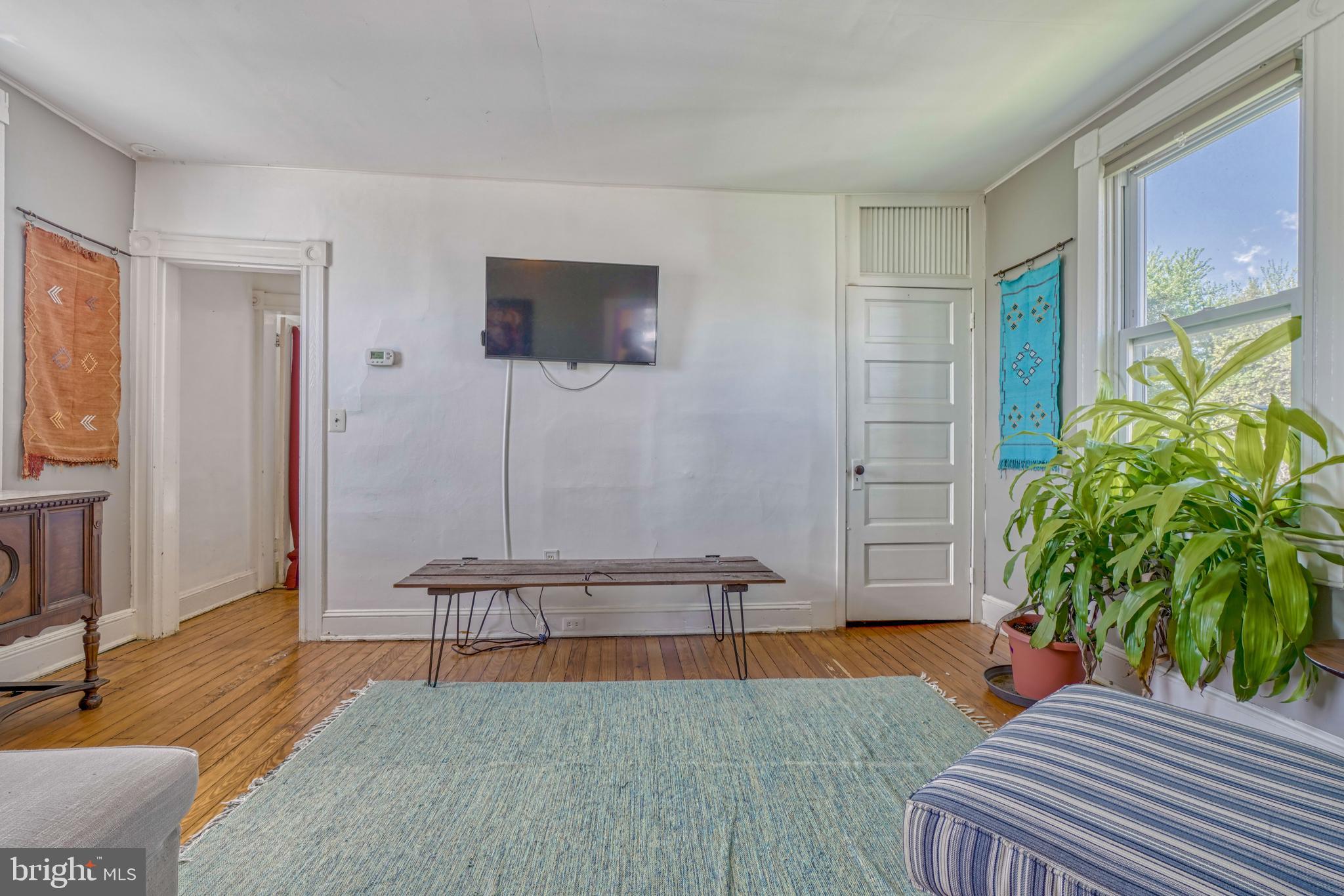 LAURAVILLE HISTORIC DISTRICT - Residential