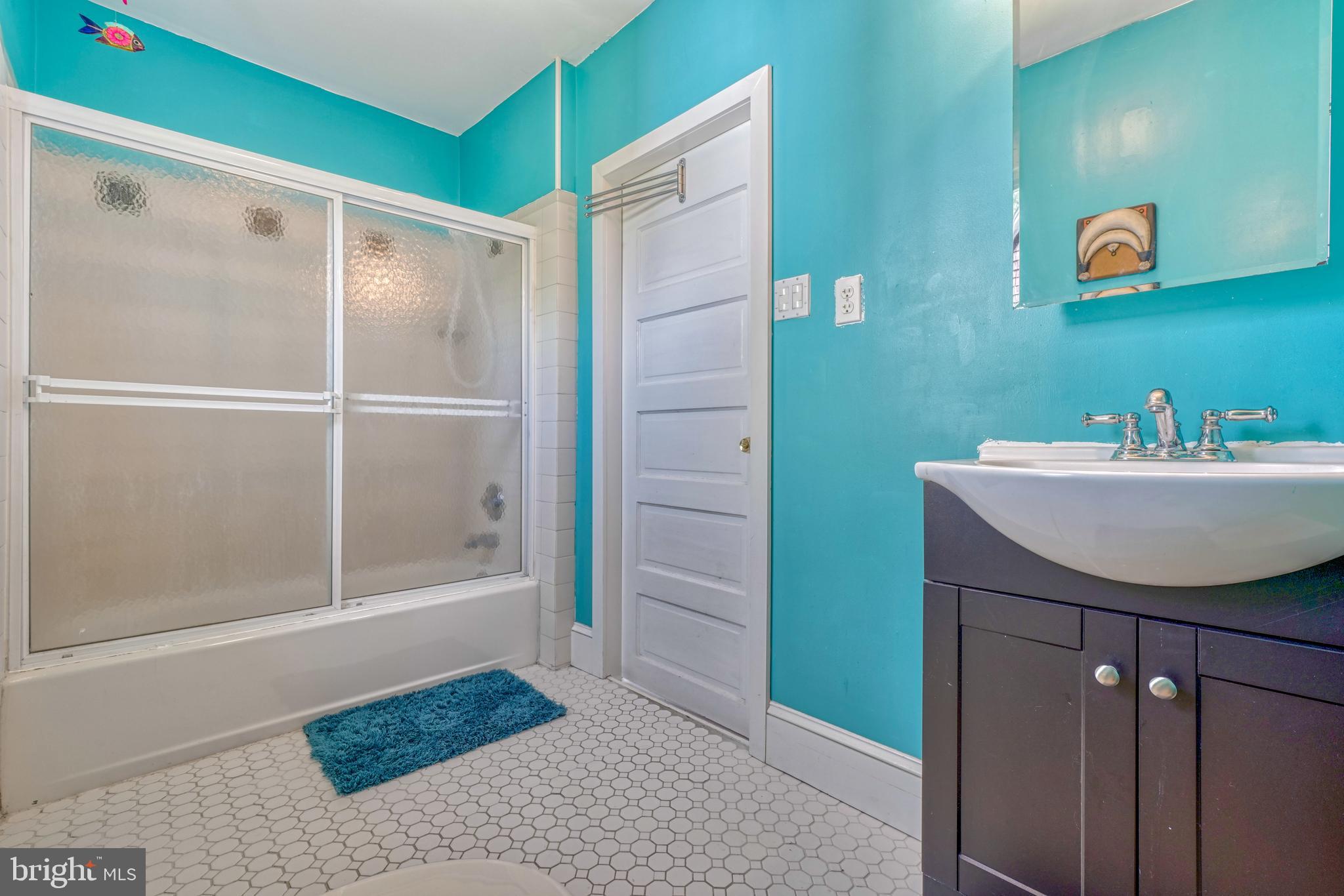 LAURAVILLE HISTORIC DISTRICT - Residential