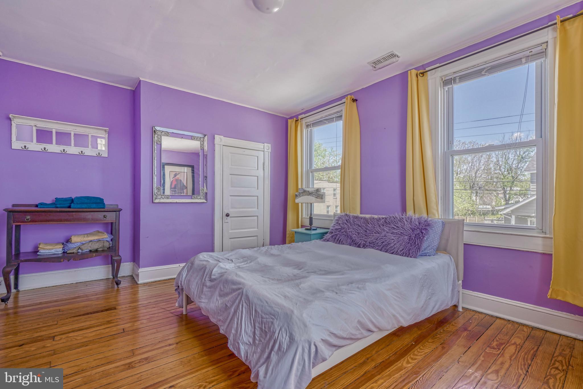 LAURAVILLE HISTORIC DISTRICT - Residential