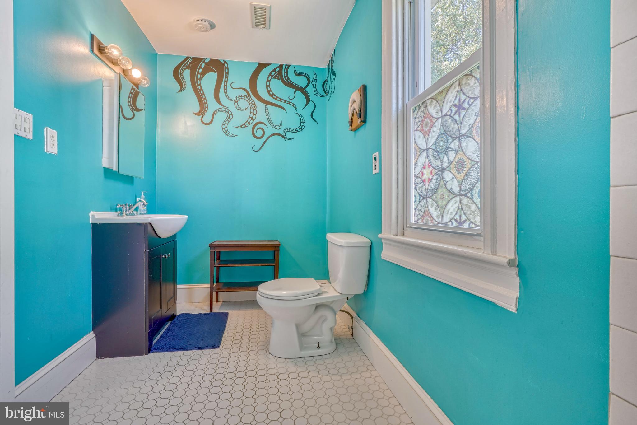 LAURAVILLE HISTORIC DISTRICT - Residential