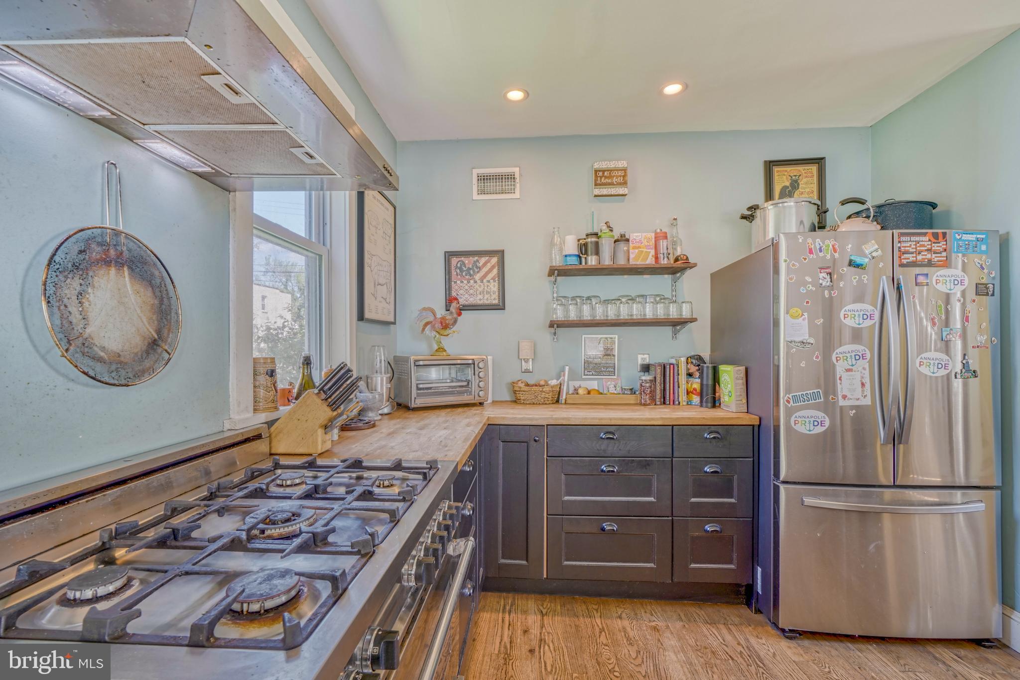 LAURAVILLE HISTORIC DISTRICT - Residential