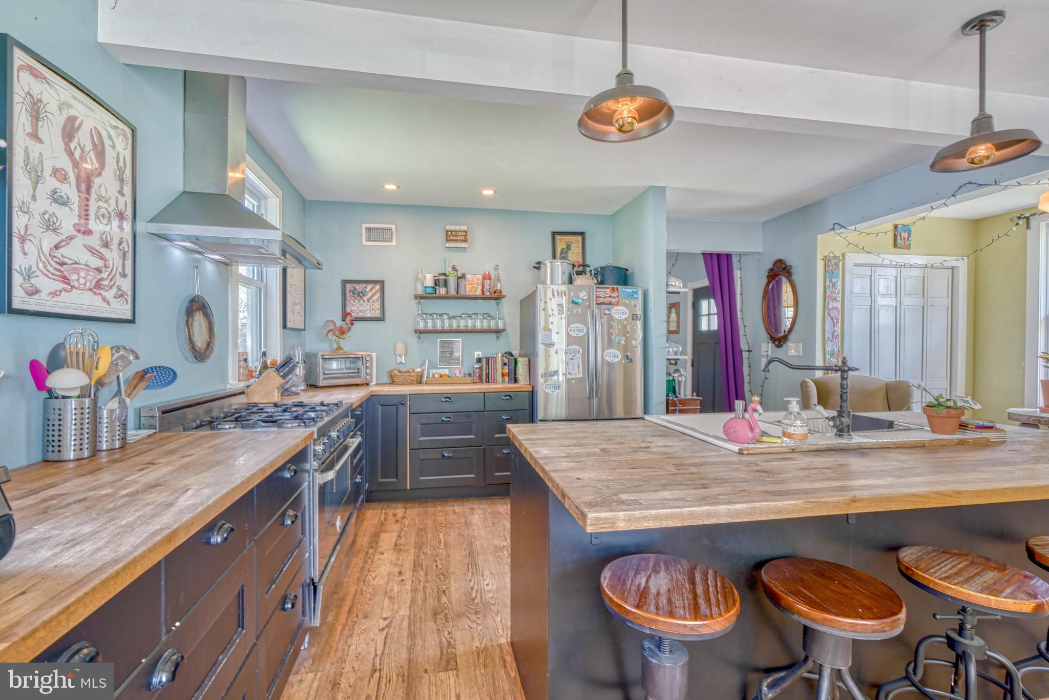 LAURAVILLE HISTORIC DISTRICT - Residential