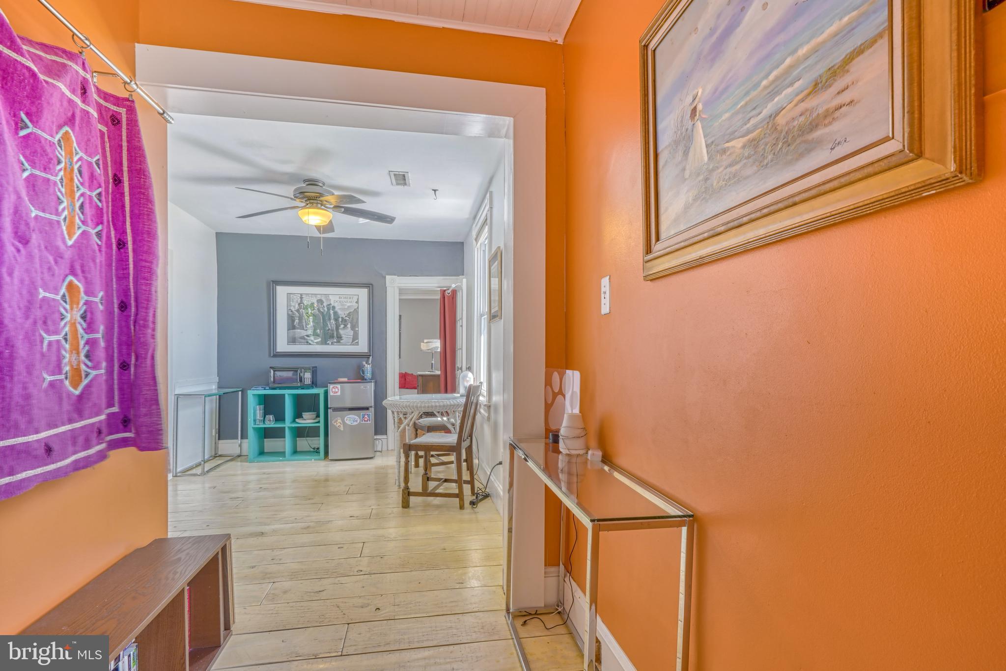 LAURAVILLE HISTORIC DISTRICT - Residential