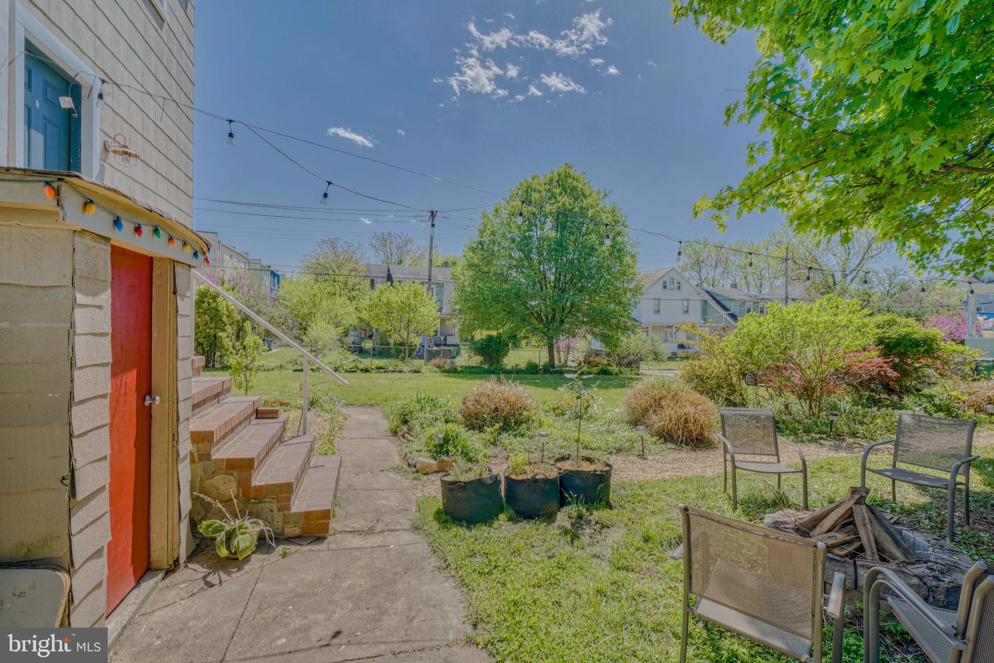 LAURAVILLE HISTORIC DISTRICT - Residential