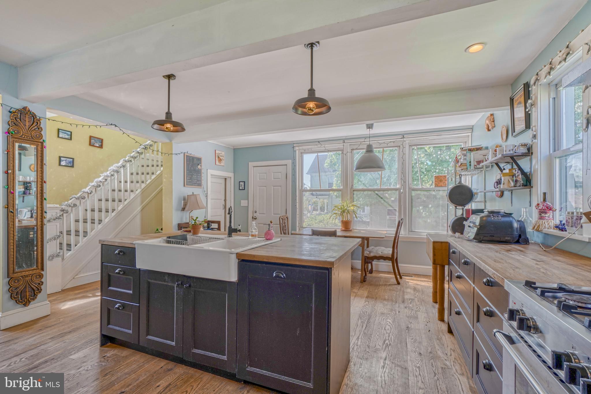 LAURAVILLE HISTORIC DISTRICT - Residential