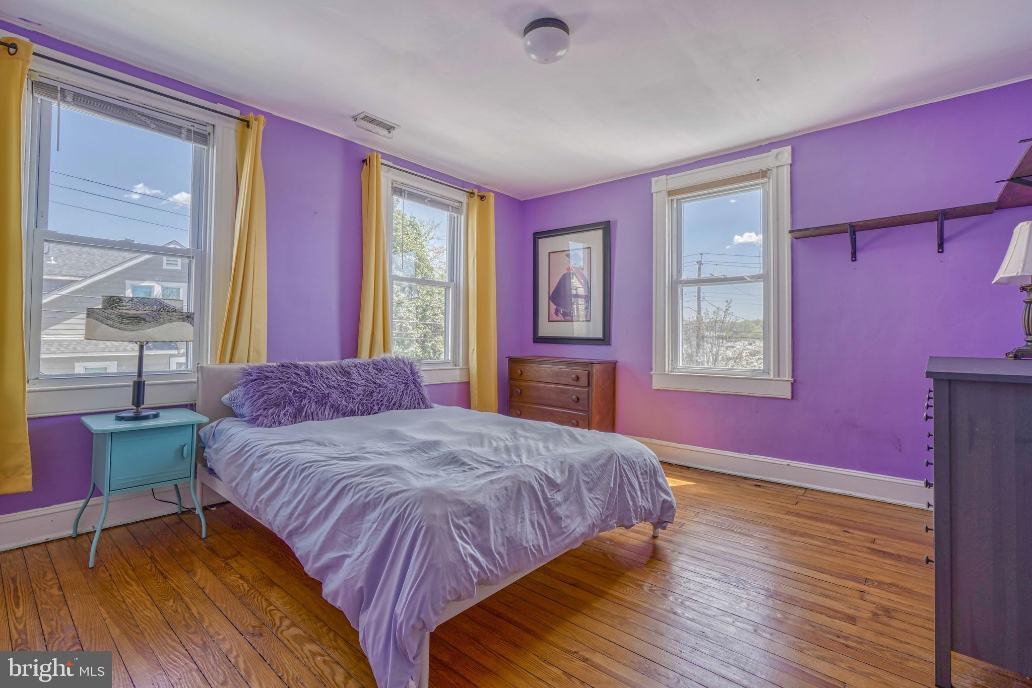 LAURAVILLE HISTORIC DISTRICT - Residential