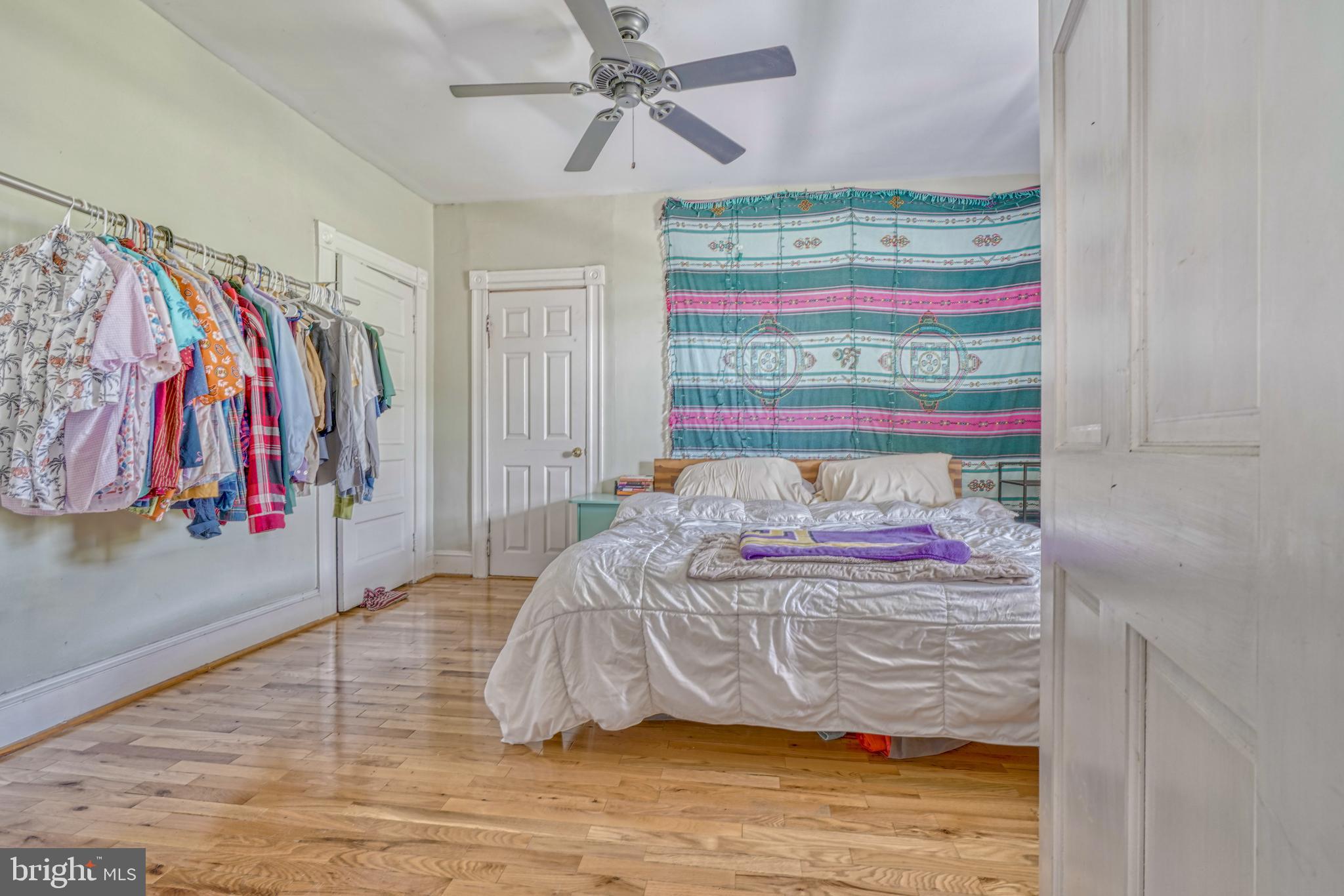 LAURAVILLE HISTORIC DISTRICT - Residential