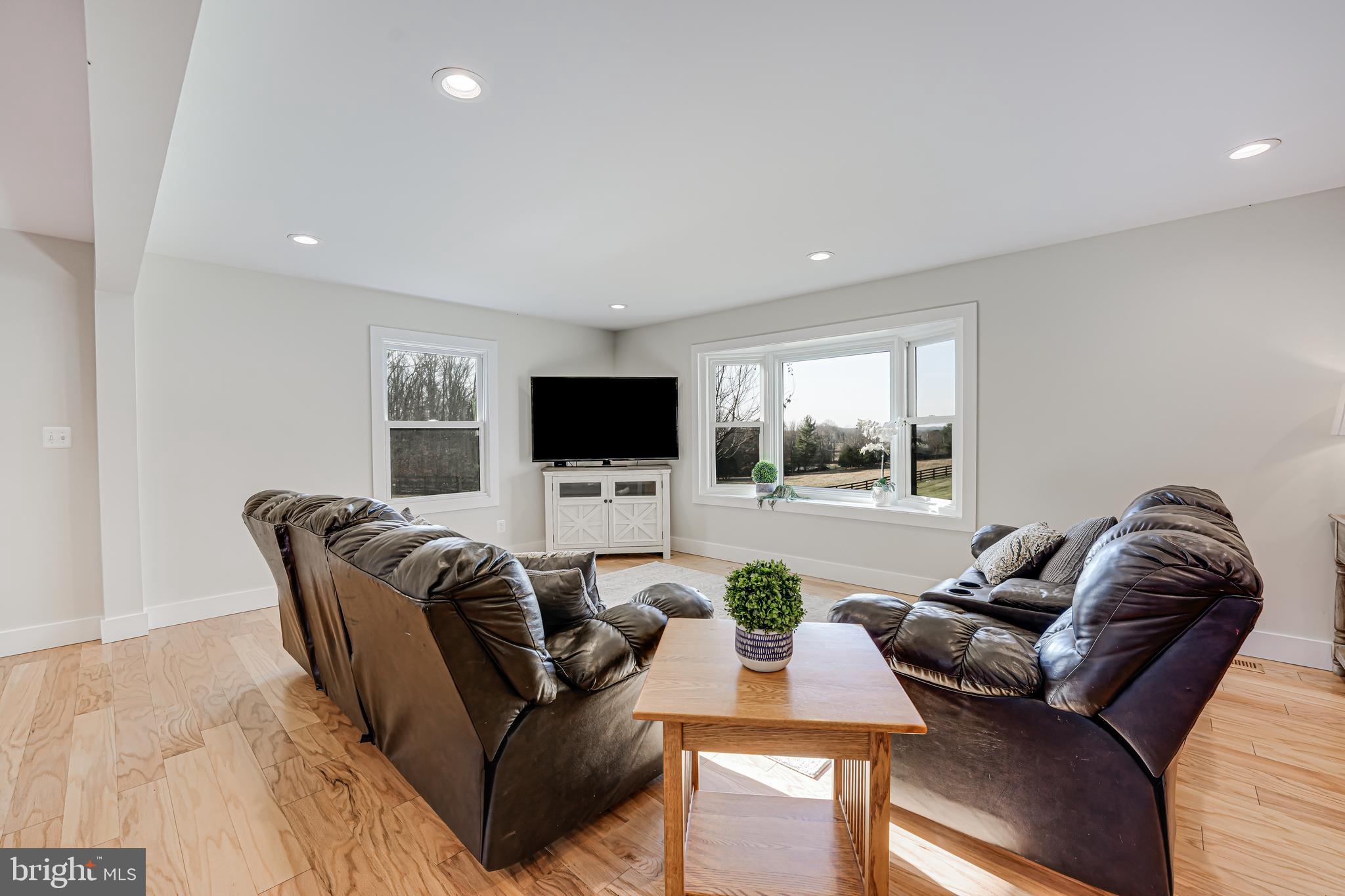 PIEDMONT SPRINGS - Residential