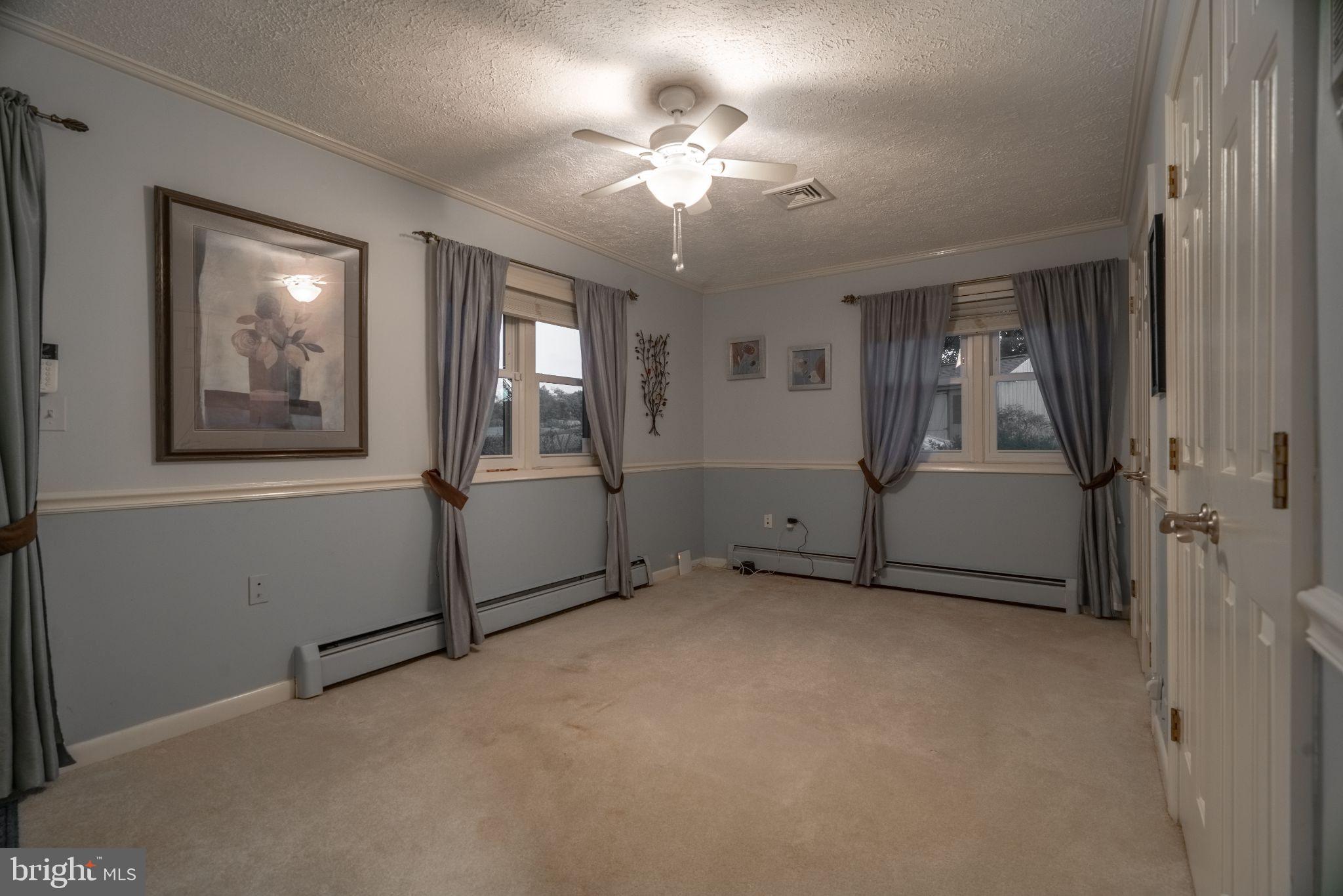 PIONEER HILLS - Residential