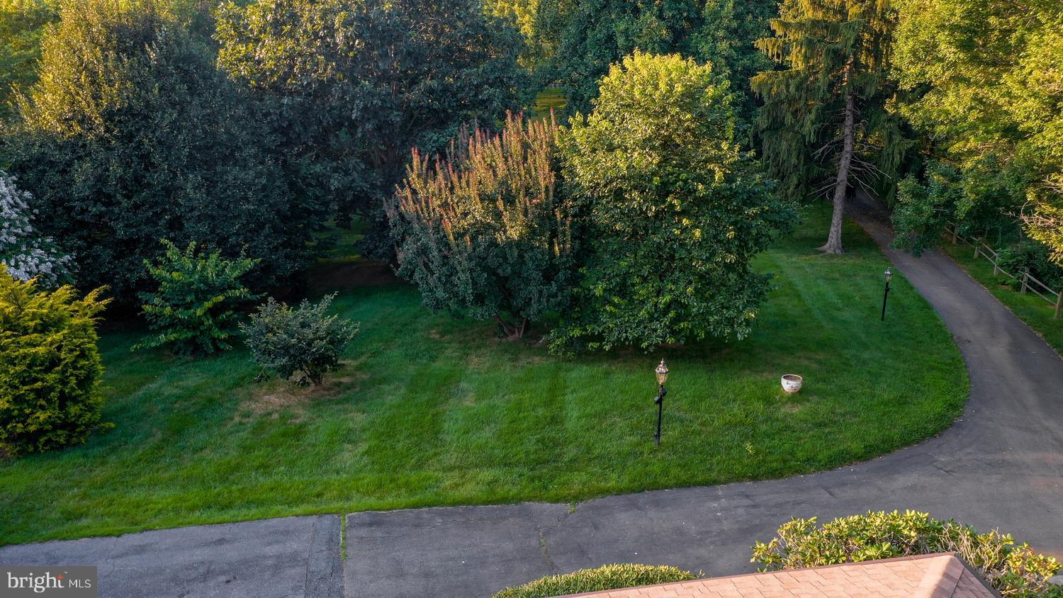 PIONEER HILLS - Residential