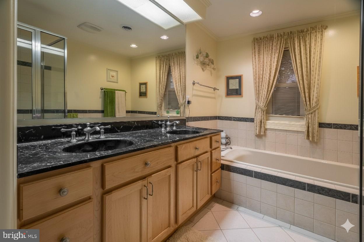 PIONEER HILLS - Residential