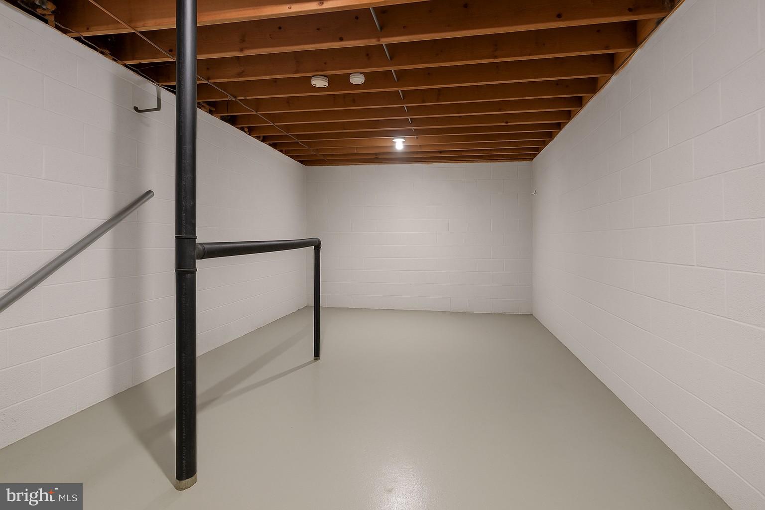 PIONEER HILLS - Residential