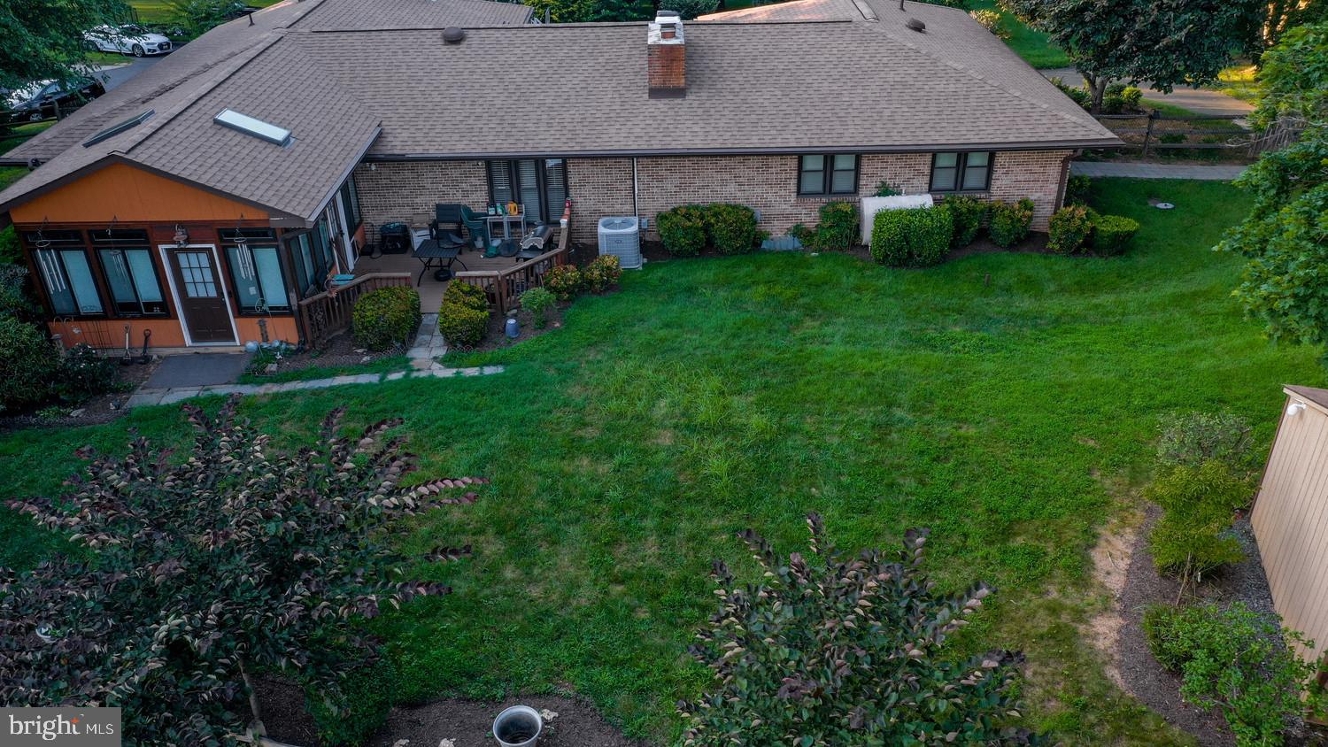 PIONEER HILLS - Residential