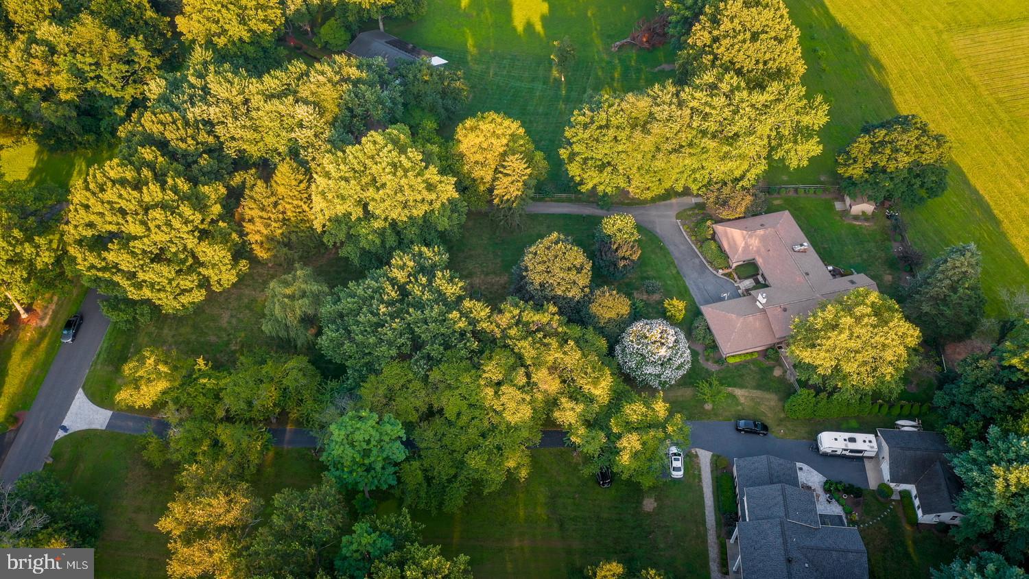 PIONEER HILLS - Residential