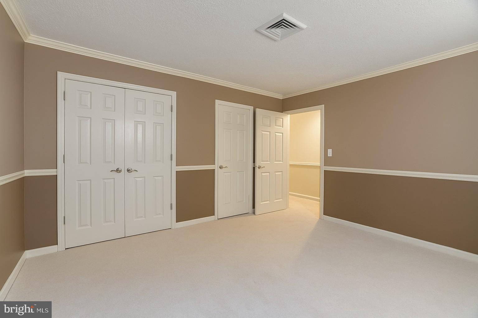 PIONEER HILLS - Residential