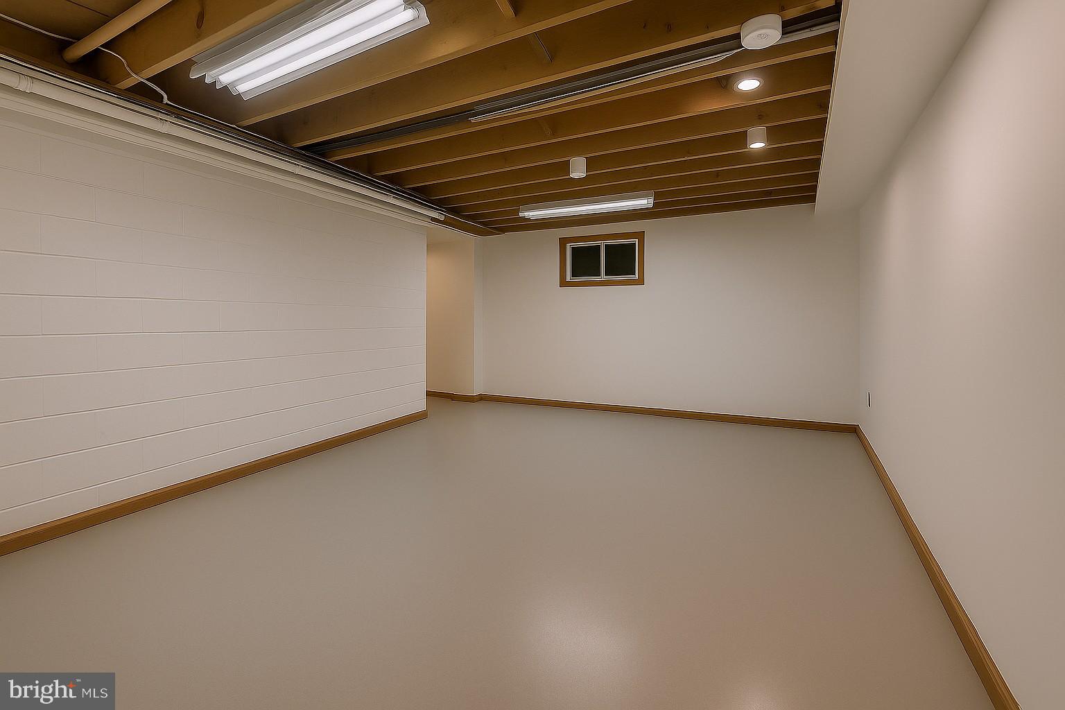 PIONEER HILLS - Residential