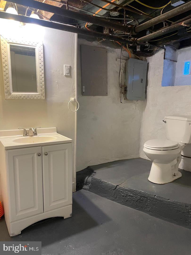 HIGHLANDS - Residential Lease