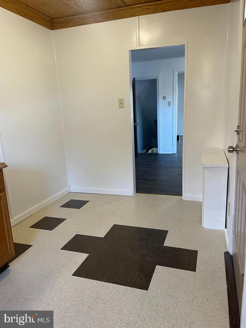 HIGHLANDS - Residential Lease