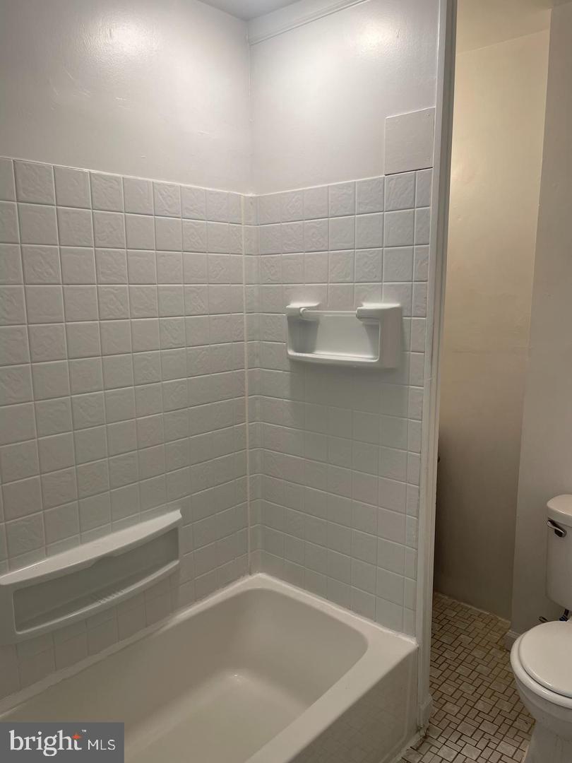 HIGHLANDS - Residential Lease