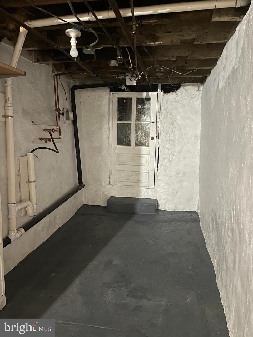 HIGHLANDS - Residential Lease