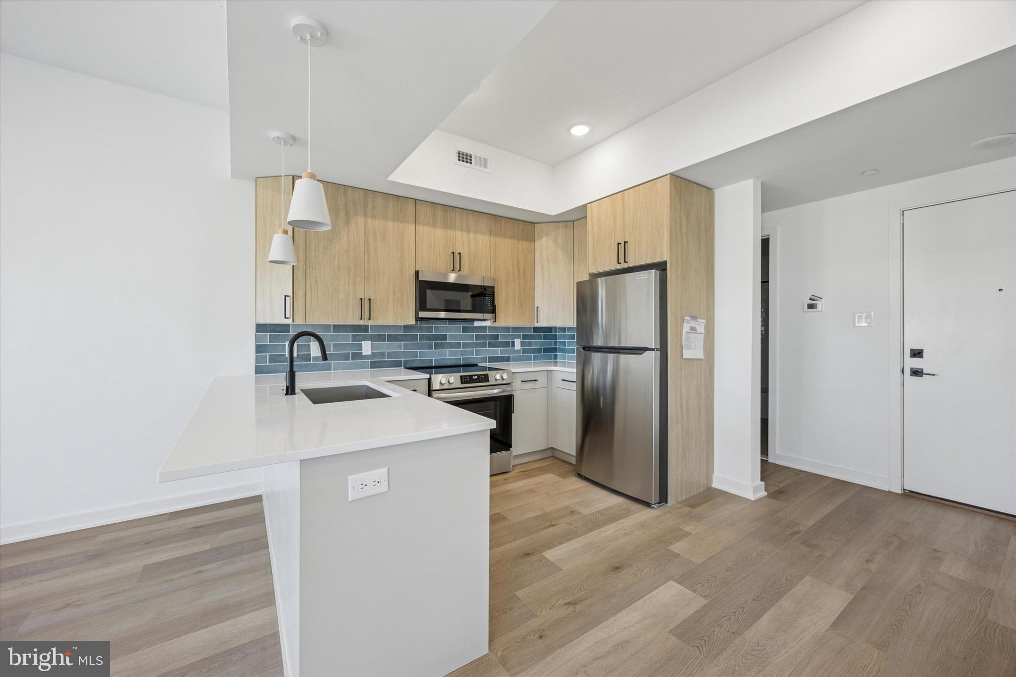 FISHTOWN - Residential Lease