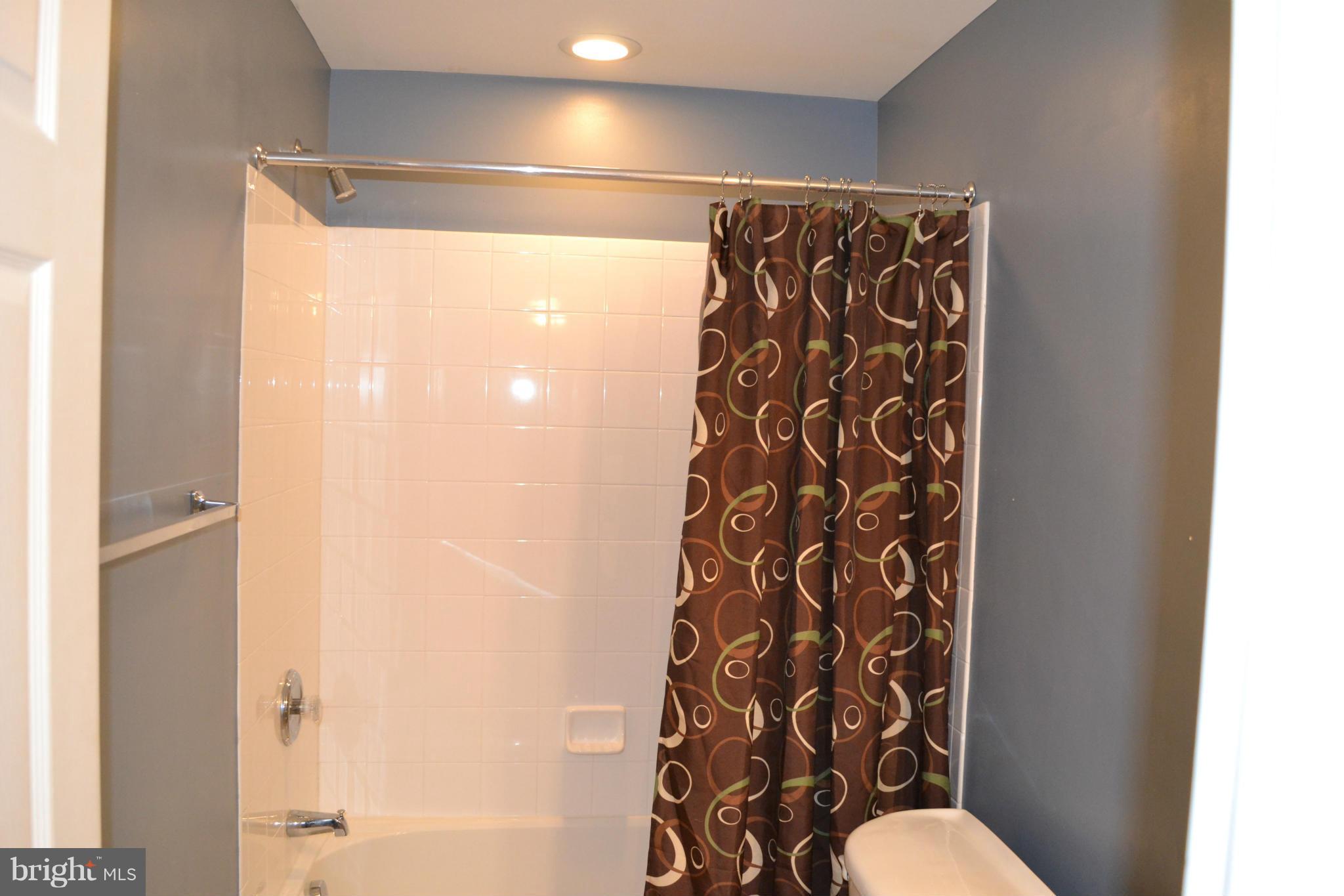 ORANGE ESTATES - Residential