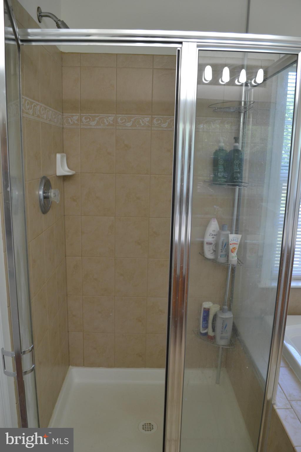 ORANGE ESTATES - Residential