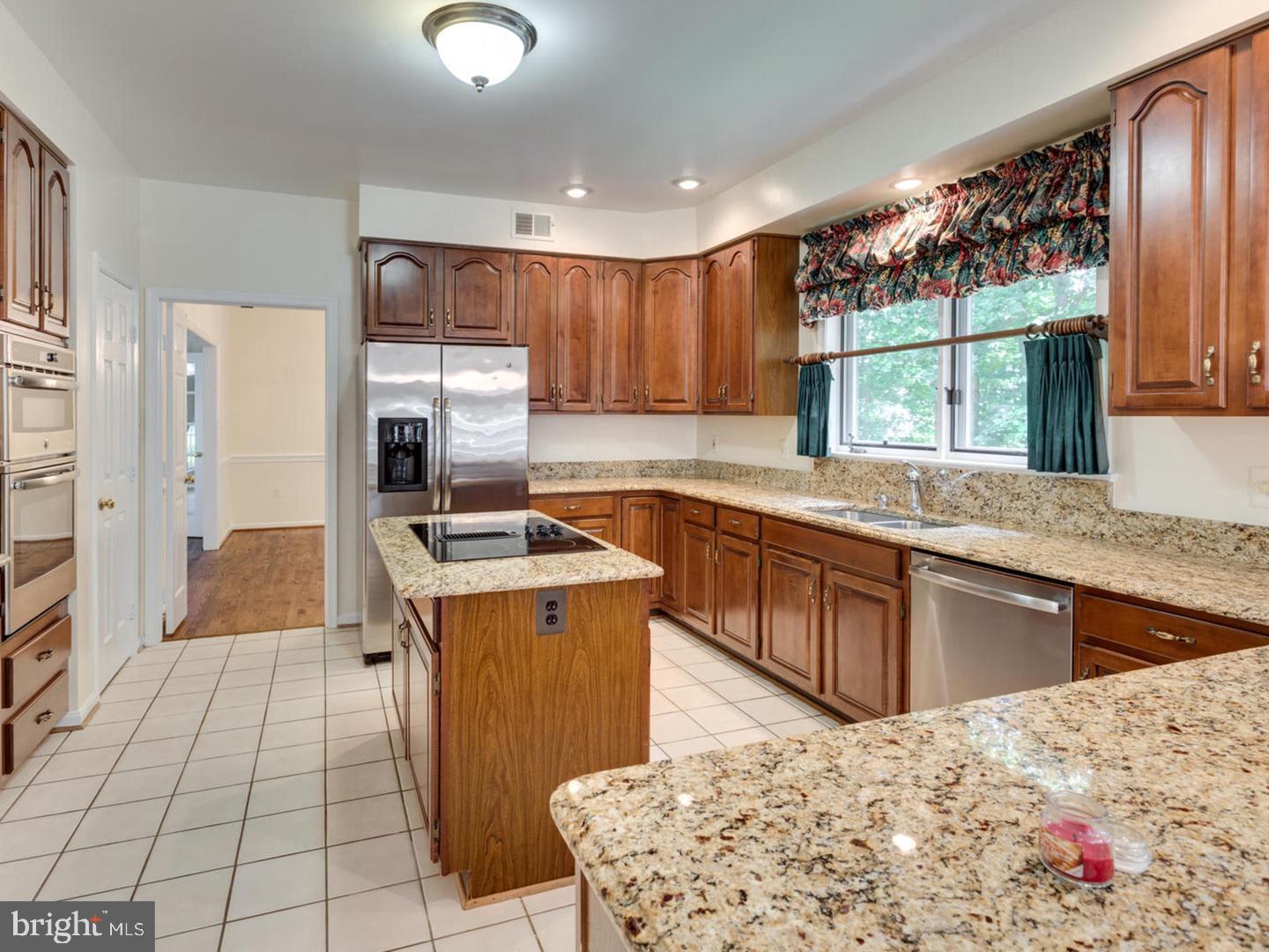 CROSSPOINTE - Residential Lease