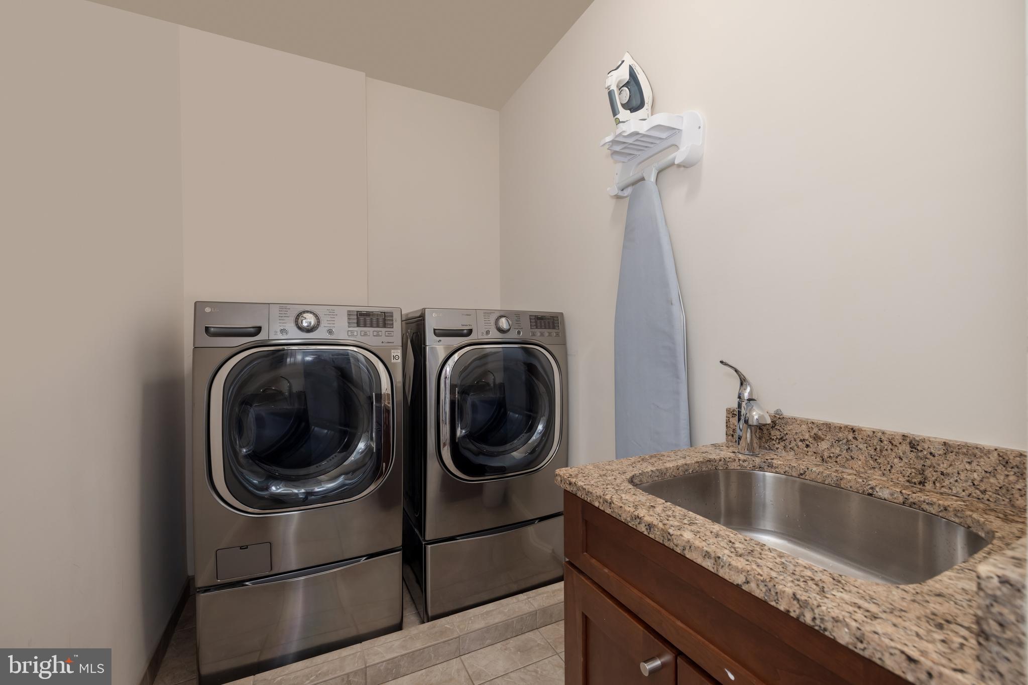 ASHTON HEIGHTS - Residential