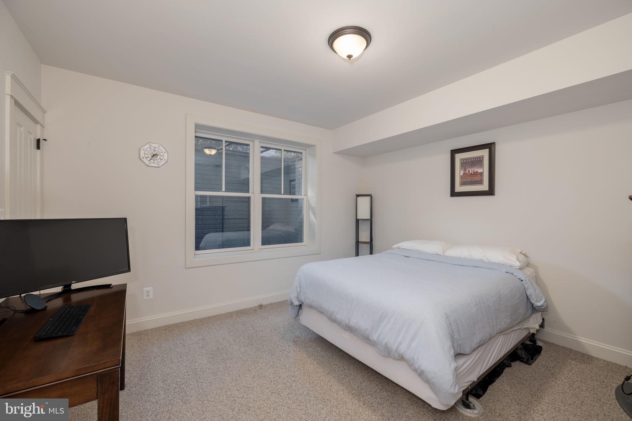 ASHTON HEIGHTS - Residential