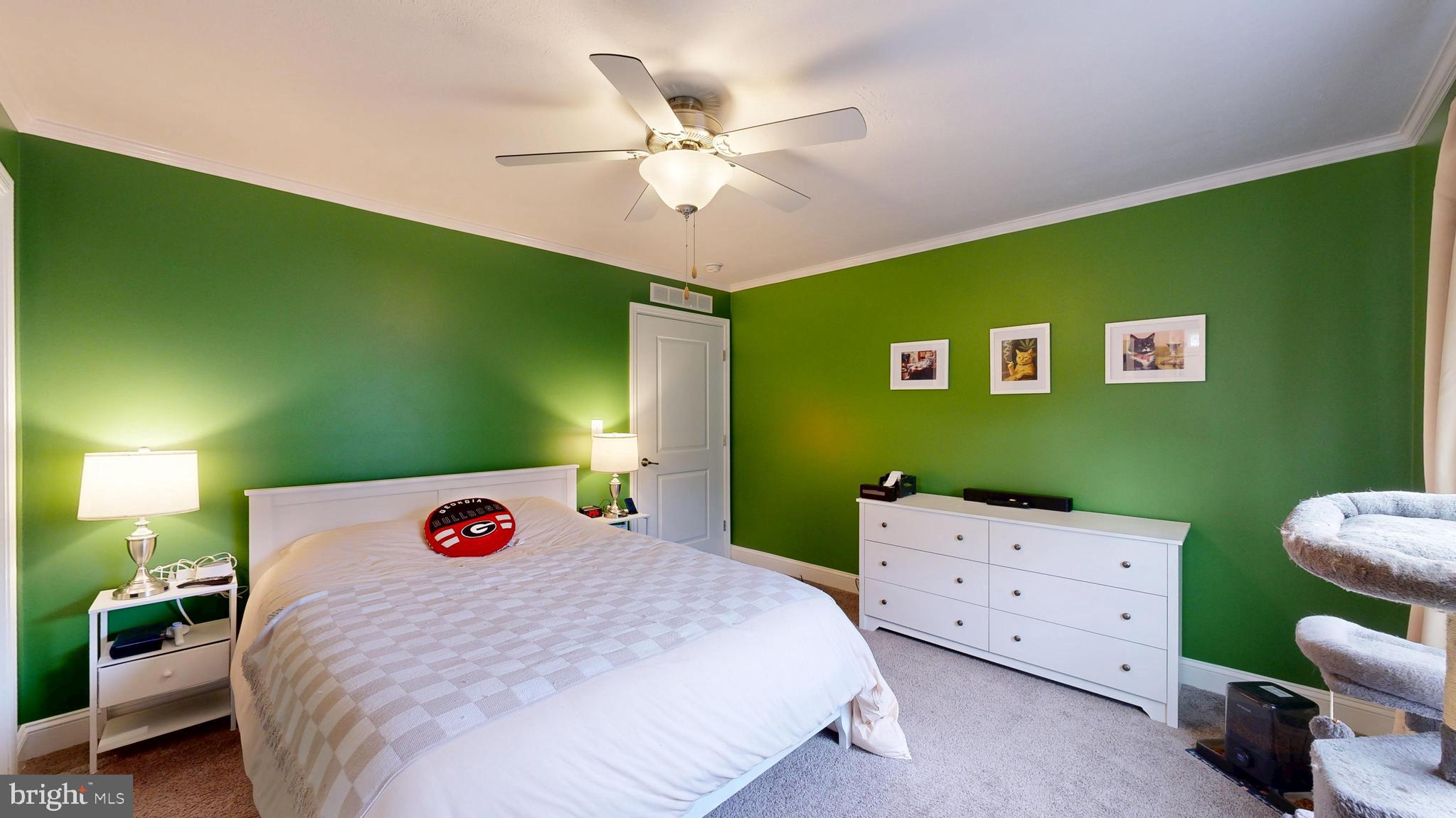 MARINERS COVE - Residential