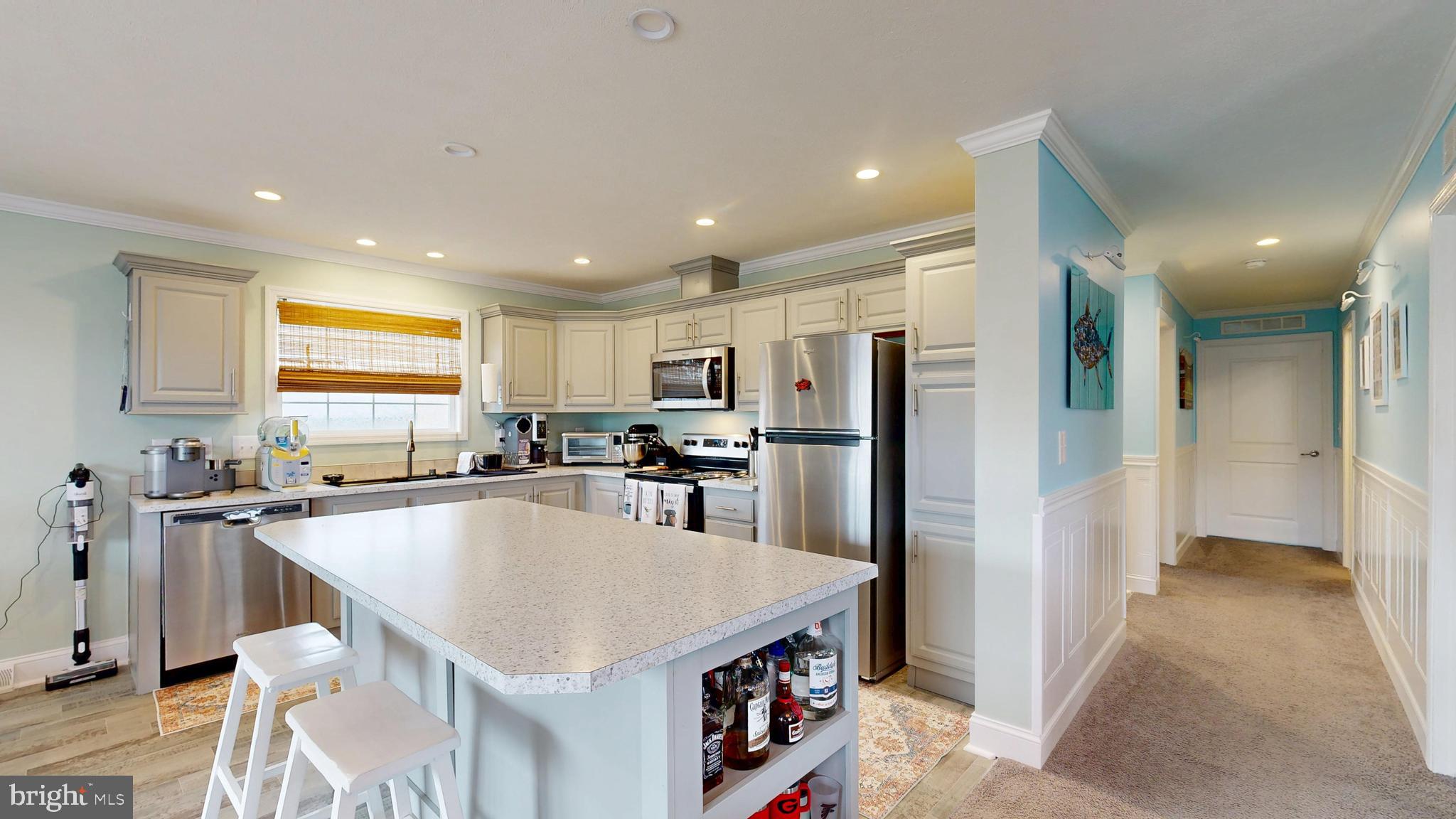 MARINERS COVE - Residential