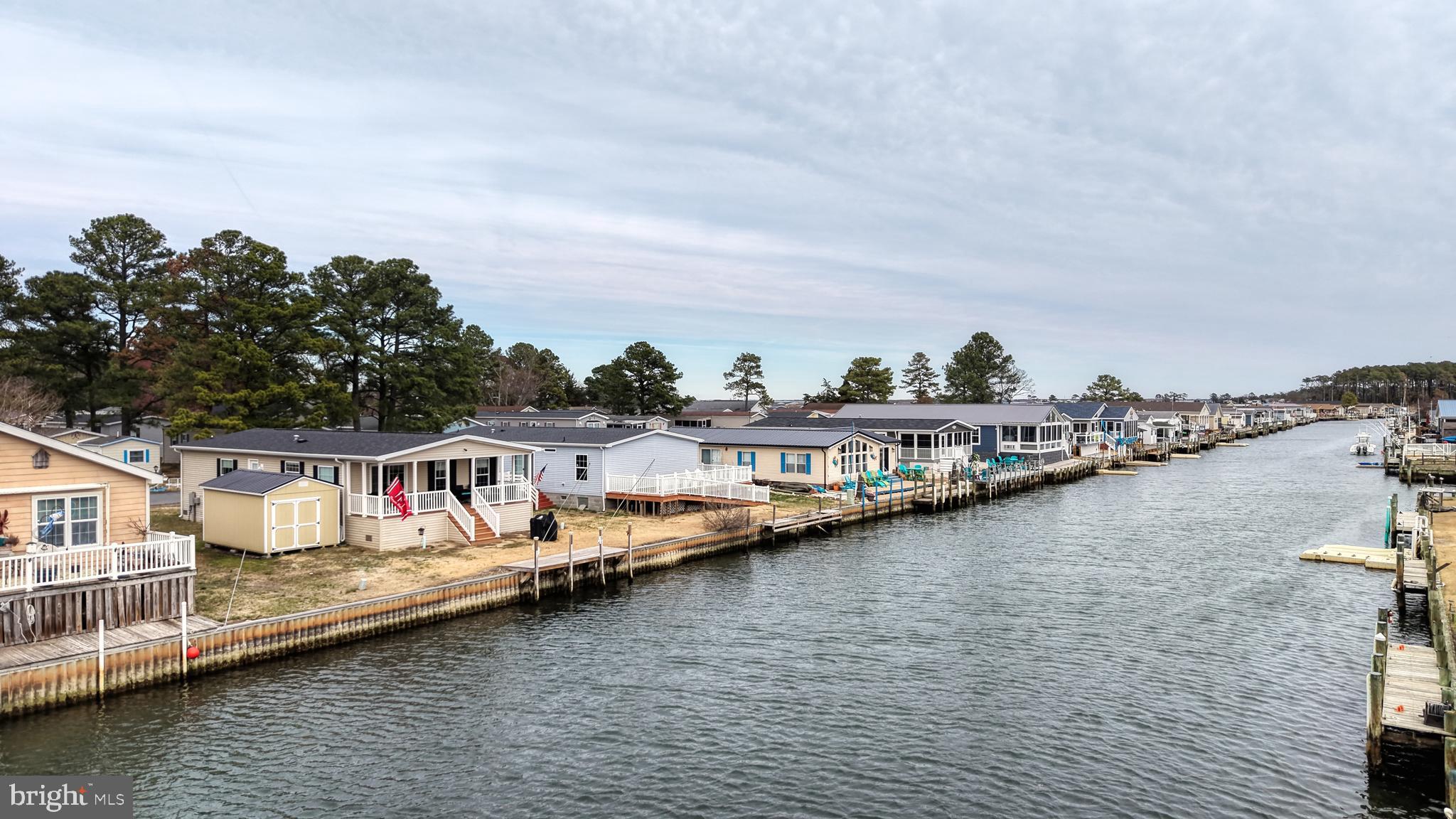 MARINERS COVE - Residential