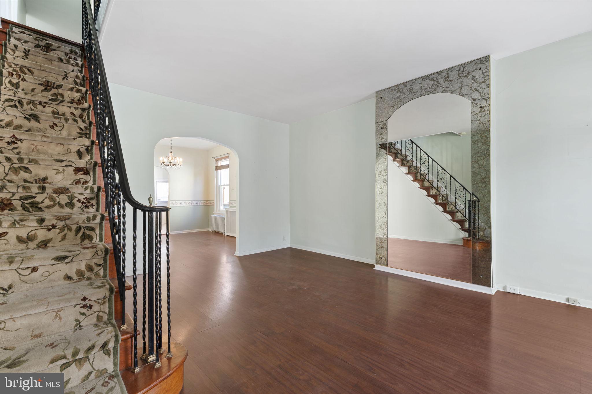 1324 W PORTER STREET