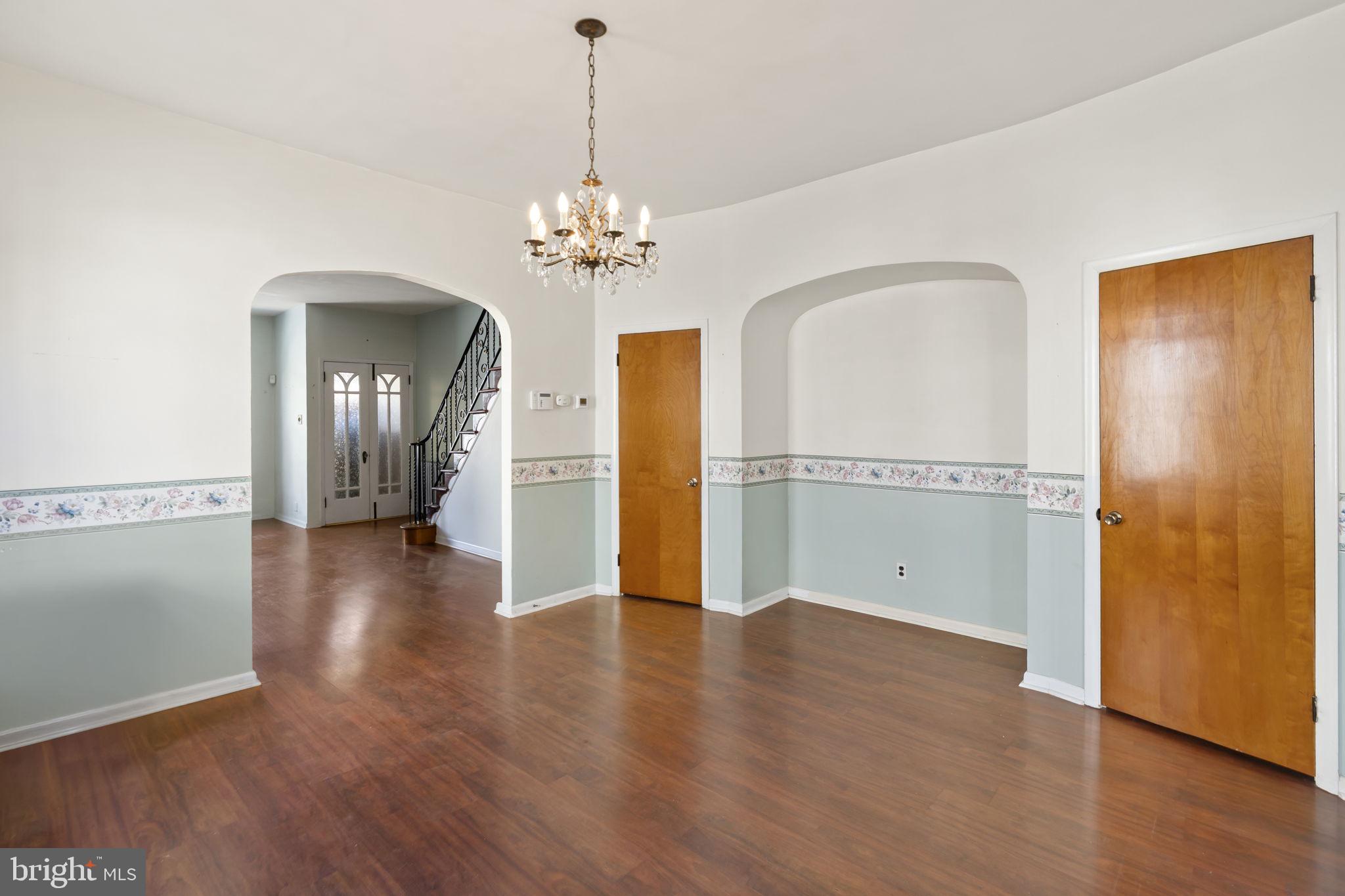 LOWER MOYAMENSING - Residential