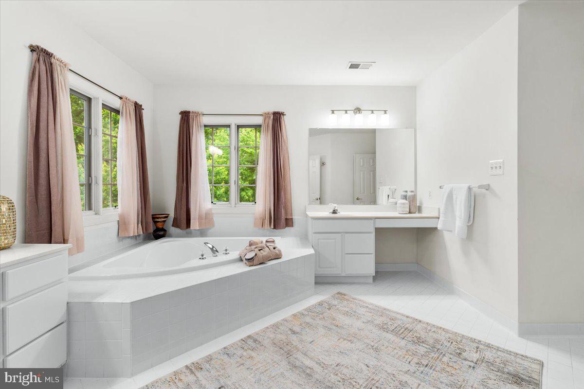 VILLAGES OF URBANA - Residential