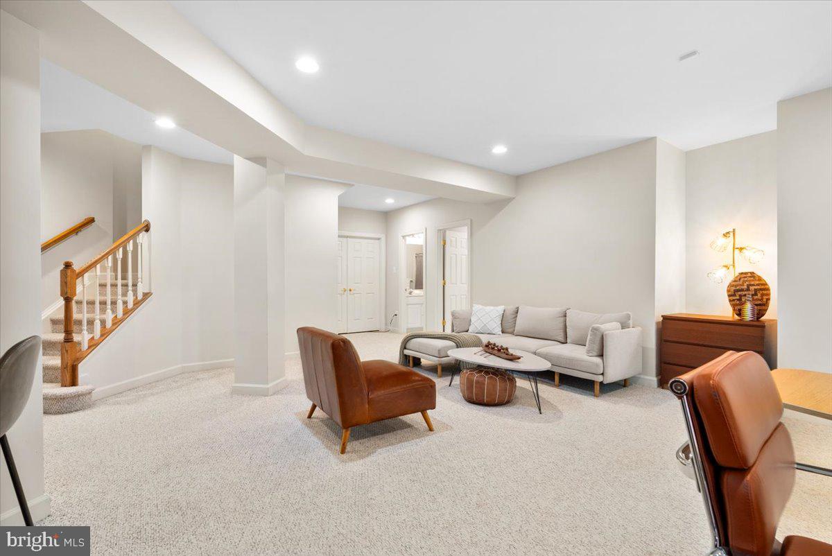 VILLAGES OF URBANA - Residential