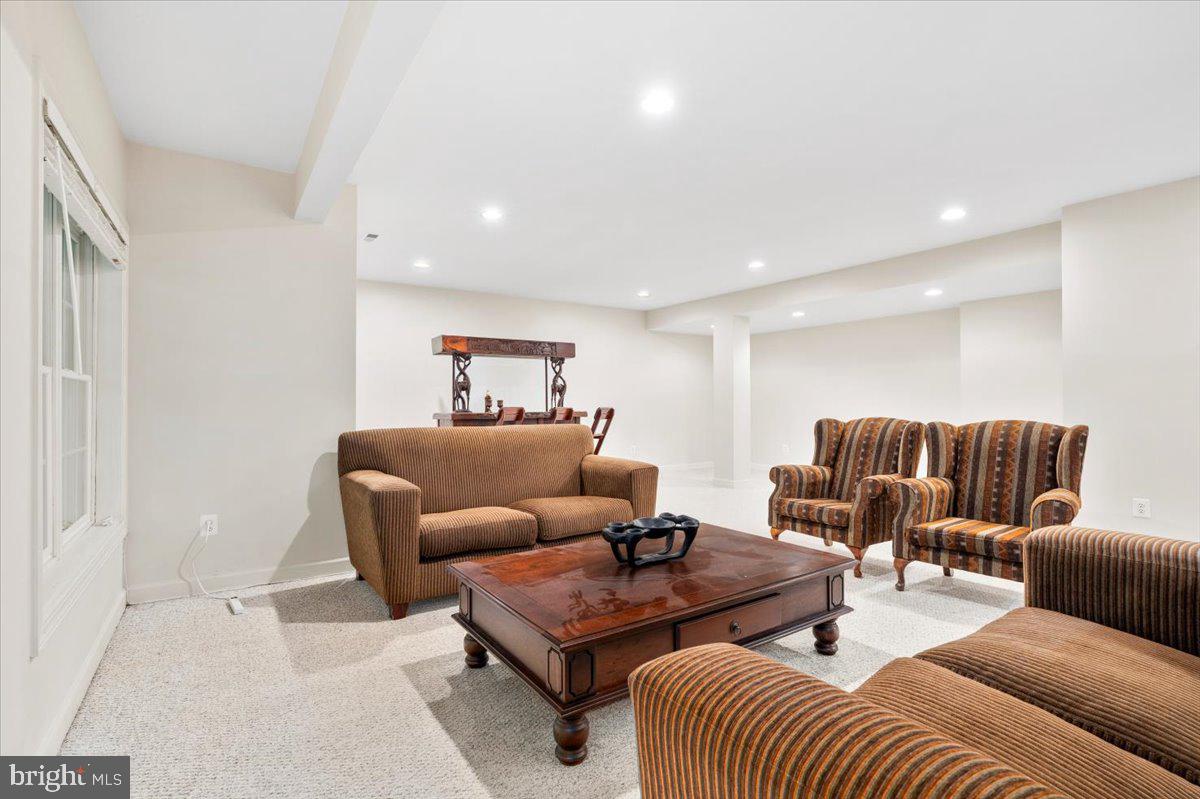 VILLAGES OF URBANA - Residential