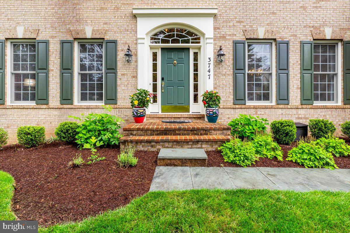 3747 SPICEBUSH DRIVE