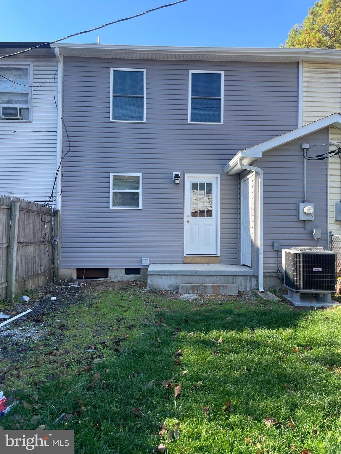 THE PINES - Residential Lease