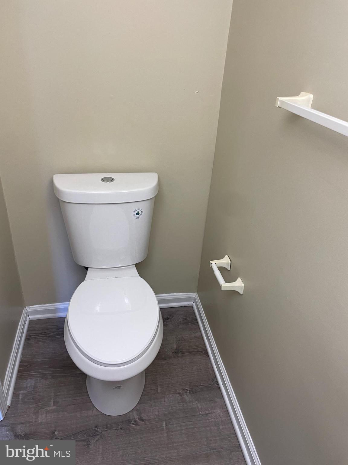 THE PINES - Residential Lease