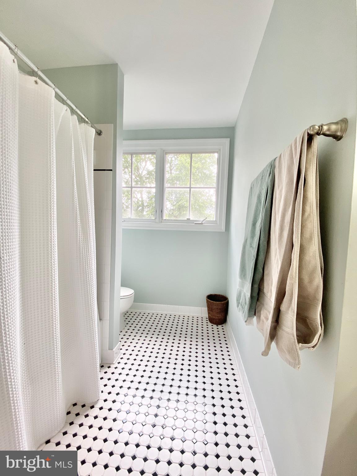 MCLEAN COVE - Residential Lease