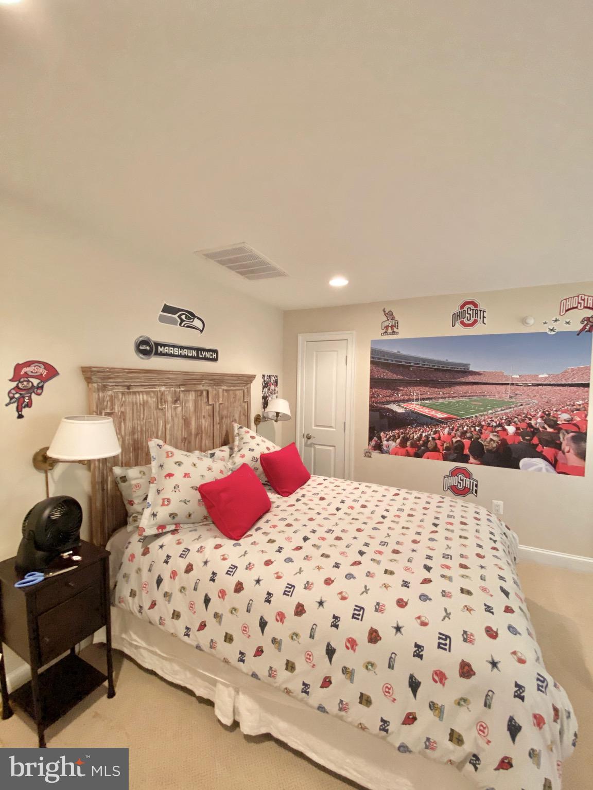 MCLEAN COVE - Residential Lease