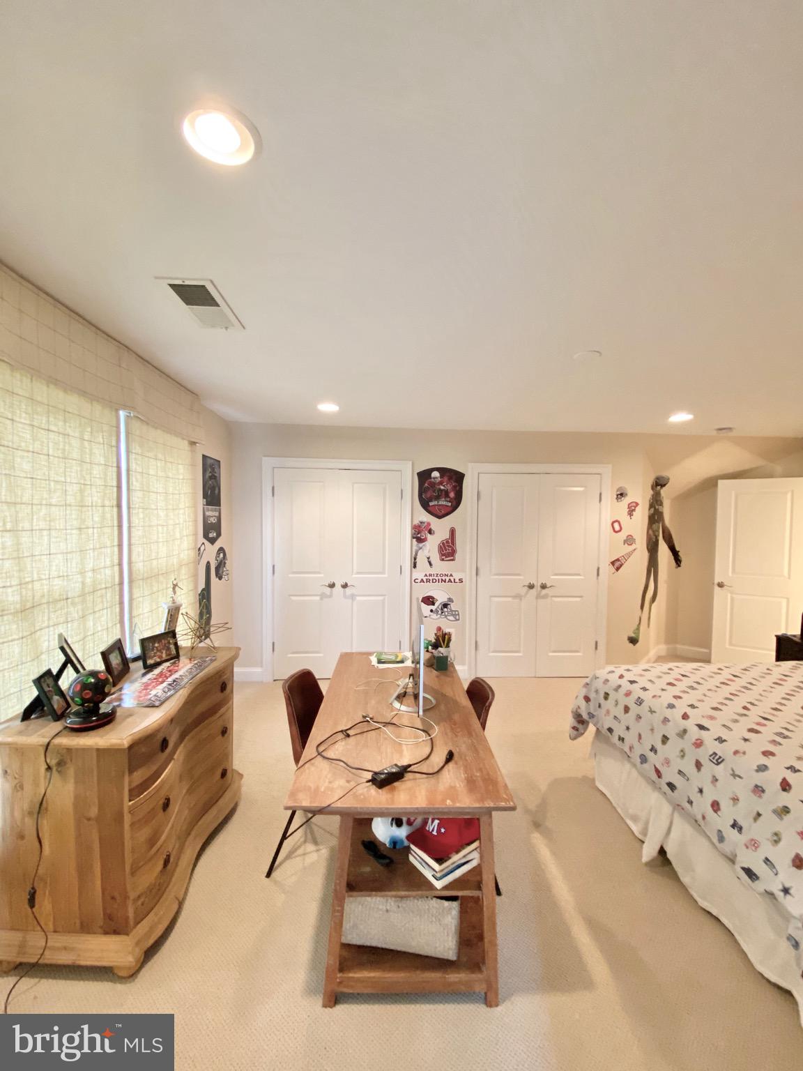 MCLEAN COVE - Residential Lease